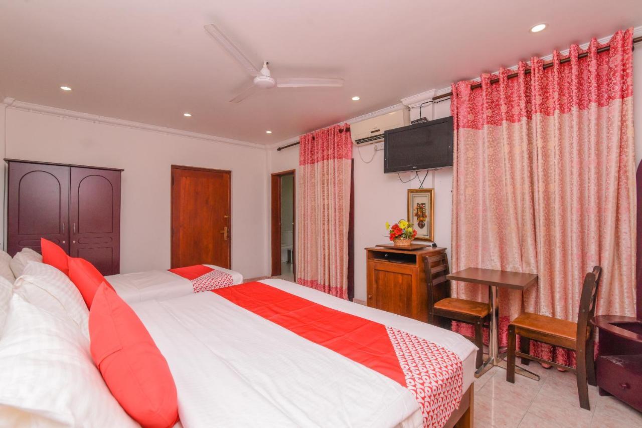 Oak Wood Inn Kandy Exterior foto