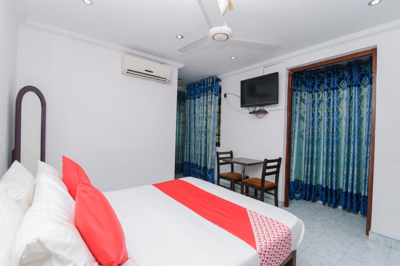 Oak Wood Inn Kandy Exterior foto